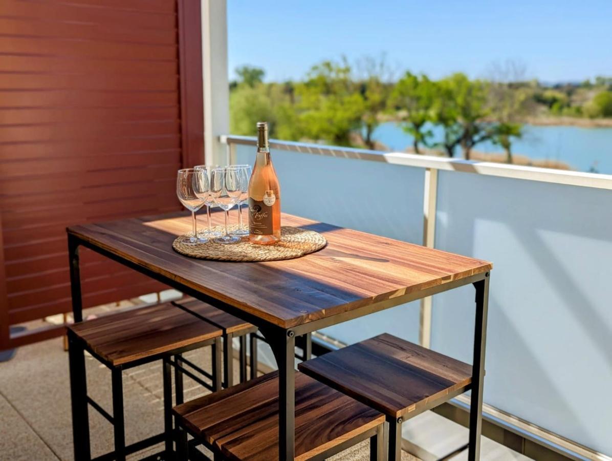 Lakeside Provence - Appartement 4 Etoiles Face Au Lac De Monteux Eksteriør billede