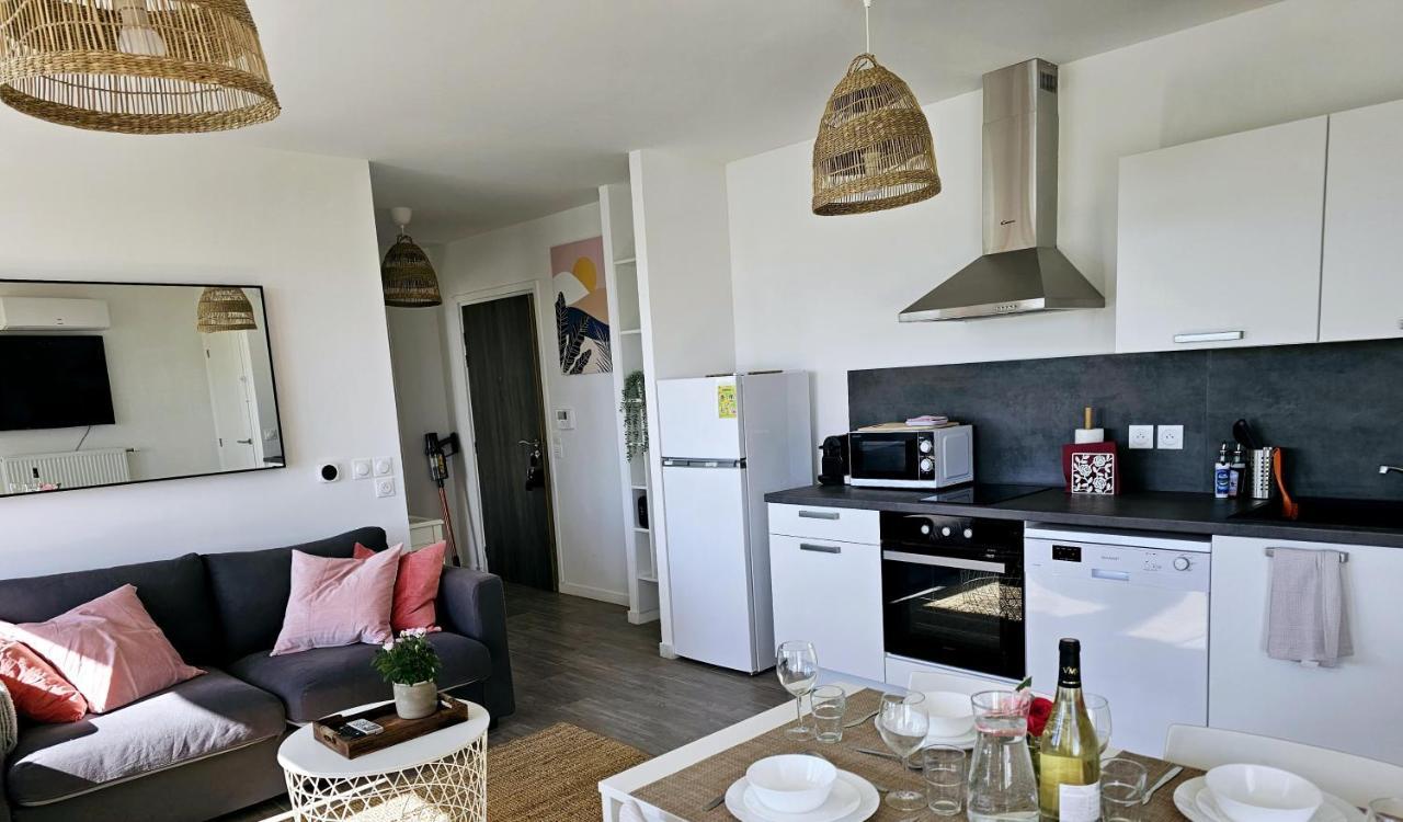 Lakeside Provence - Appartement 4 Etoiles Face Au Lac De Monteux Eksteriør billede