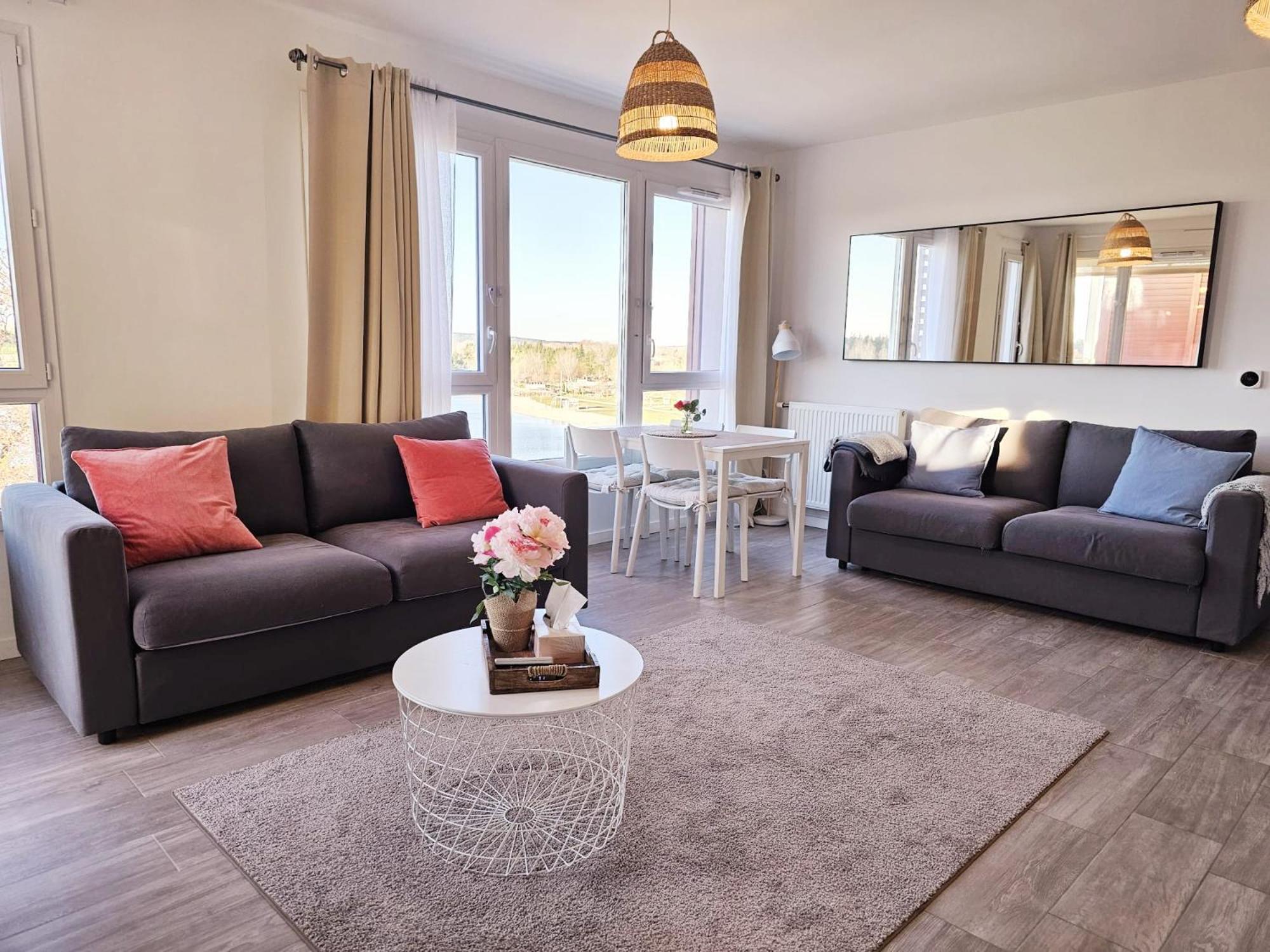 Lakeside Provence - Appartement 4 Etoiles Face Au Lac De Monteux Eksteriør billede