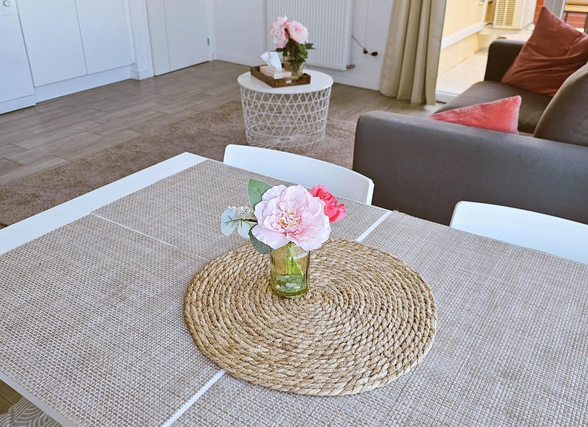 Lakeside Provence - Appartement 4 Etoiles Face Au Lac De Monteux Eksteriør billede
